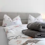 Emilia Apartman Garding